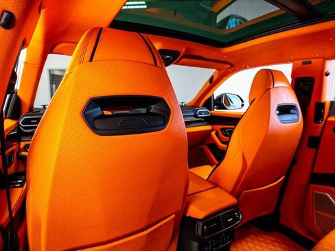 Used 2022 Lamborghini Urus image 73