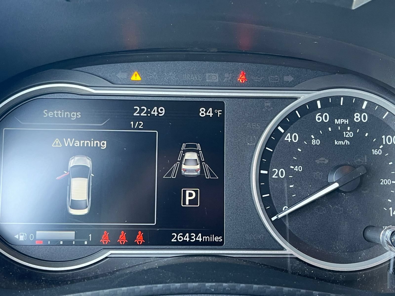 Used 2025 Nissan Versa SV FWD image 37