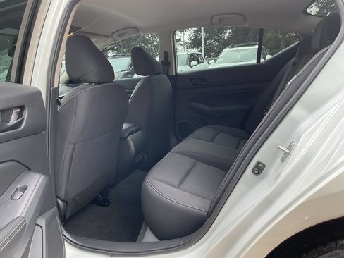 New 2026 Nissan Altima 2.5 SV FWD image 10