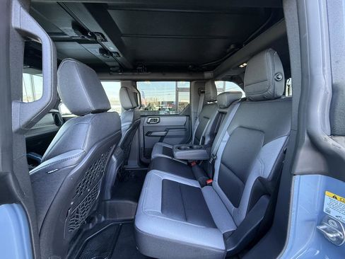 Used 2024 Ford Bronco Black Diamond image 39