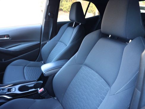 Used 2022 Toyota Corolla SE image 15