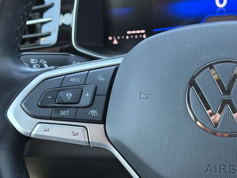 Used 2025 Volkswagen Jetta Sport FWD image 19