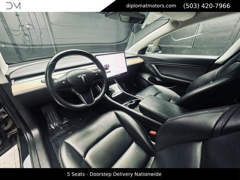 Used 2018 Tesla Model 3 Long Range image 17