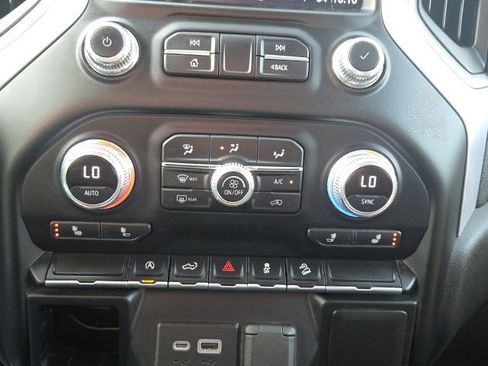 Used 2021 GMC Sierra 1500 SLE w/ X31 Off-Road Package image 27