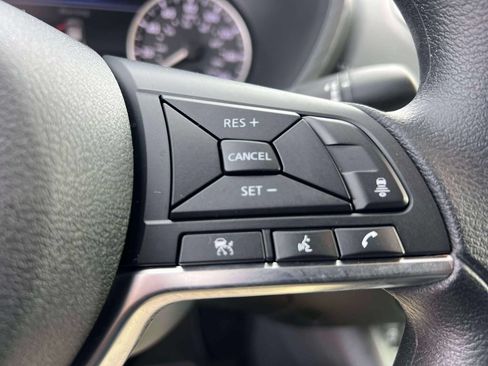 Certified 2025 Nissan Sentra SV FWD image 21