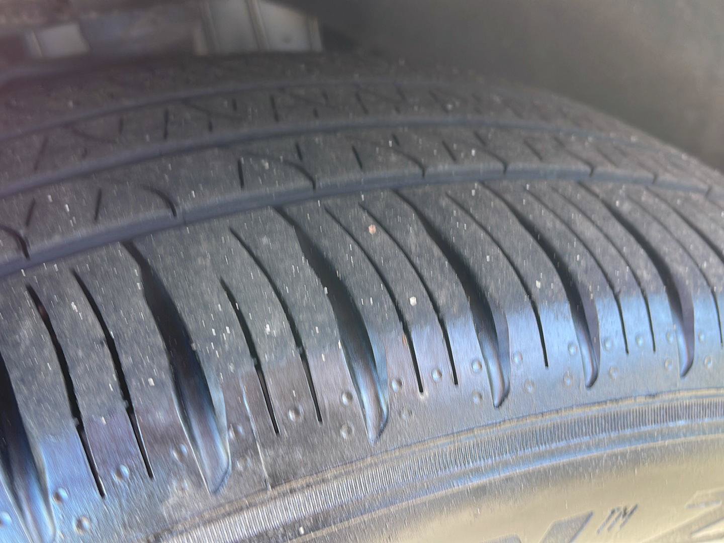 Used 2023 Ford Explorer Limited w/ Equipment Group 301A RWD image 10
