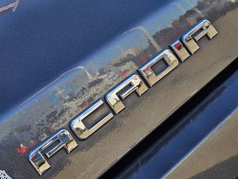 Used 2019 GMC Acadia Denali w/ Technology Package image 15