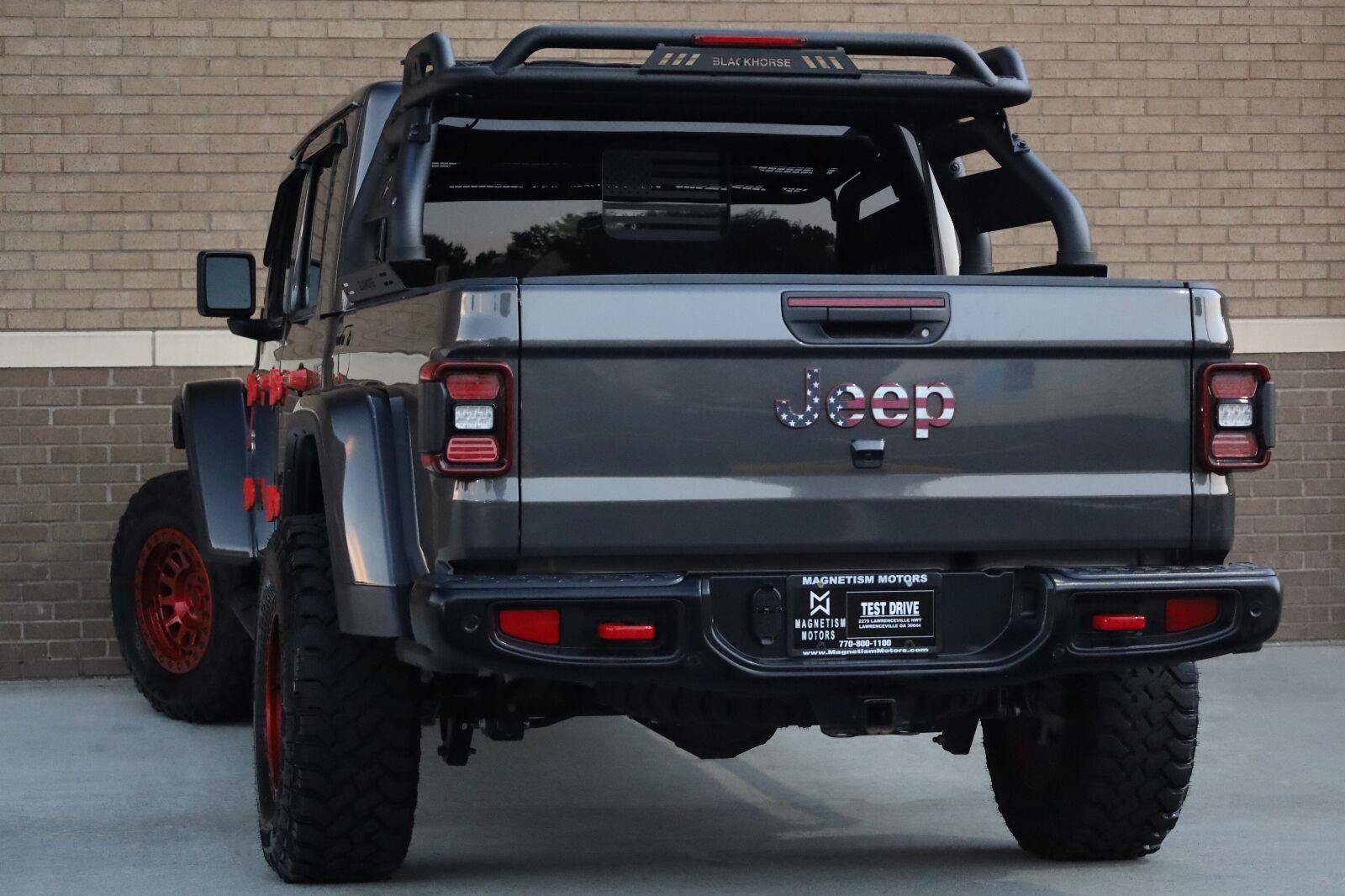 Used 2025 Jeep Gladiator Rubicon AWD/4WD image 10