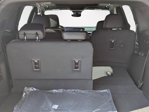 New 2026 Buick Enclave Sport Touring w/ Super Cruise Package image 6