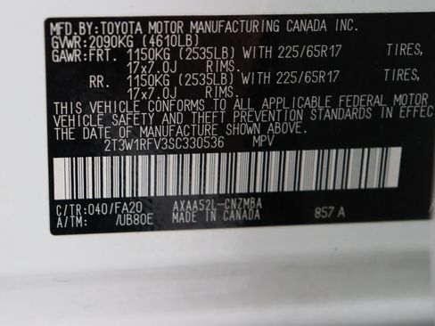Used 2025 Toyota RAV4 XLE FWD image 40