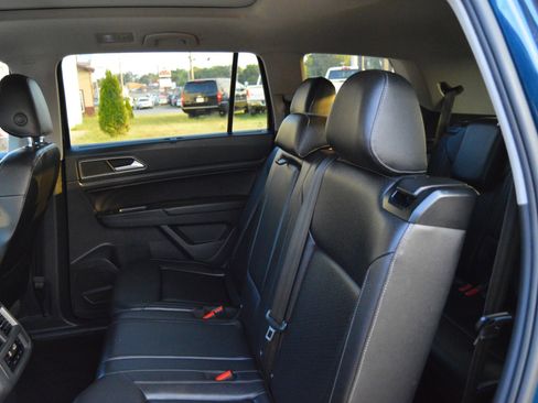 Used 2018 Volkswagen Atlas SEL AWD/4WD image 23