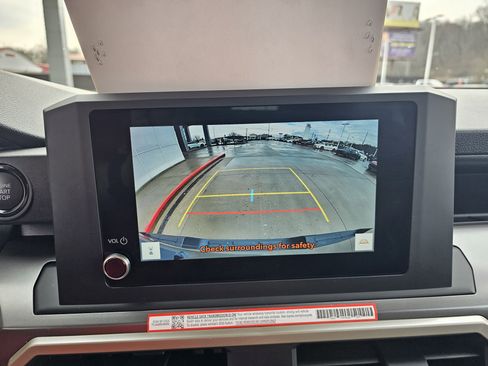 Certified 2025 Toyota Tacoma SR5 image 24