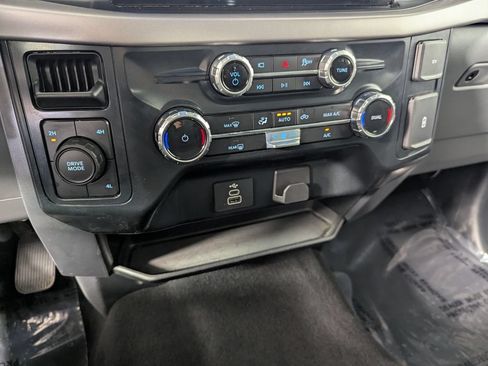 Used 2025 Ford F150 XLT w/ Equipment Group 301A Standard AWD/4WD image 23