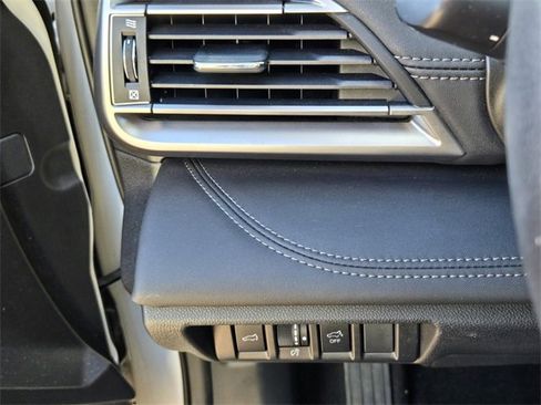 Used 2023 Subaru Outback Limited image 25