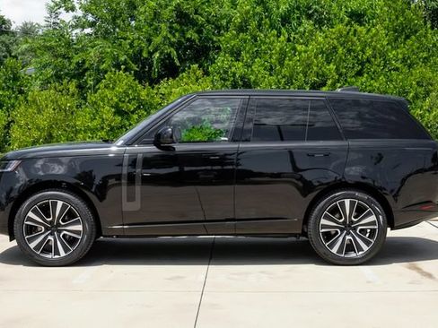 New 2026 Land Rover Range Rover SE AWD/4WD image 11