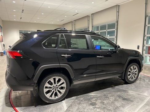 New 2025 Toyota RAV4 Limited image 9