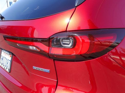 Used 2024 MAZDA CX-90 Plug-In Hybrid w/ Preferred image 5