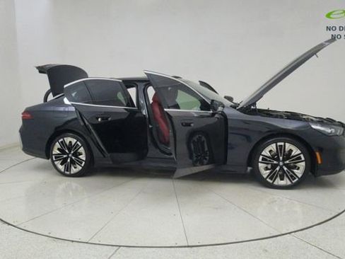 Used 2026 BMW 530i RWD image 69