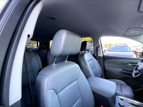 Certified 2021 Chevrolet Traverse Premier w/ LPO, Floor Liner Package image 21