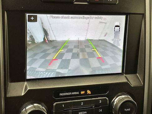 Used 2018 Ford F150 XLT w/ Equipment Group 302A Luxury image 6