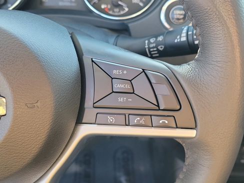 Certified 2017 Nissan Rogue SV w/ Midnight Edition image 22