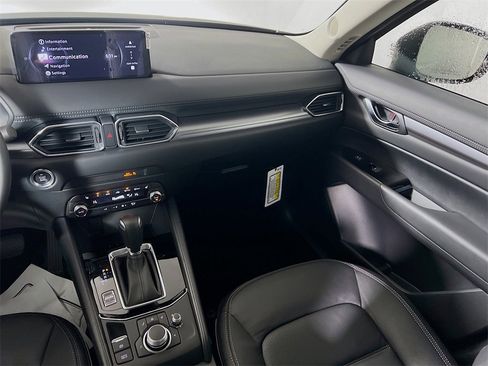 New 2025 MAZDA CX-5 AWD 2.5 S w/ Preferred Package image 18