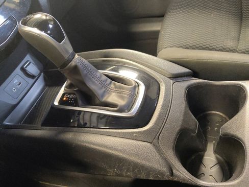 Used 2019 Nissan Rogue Sport S FWD image 26