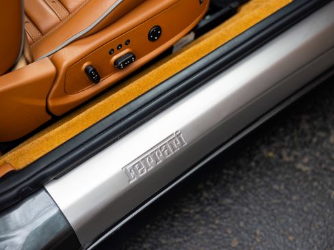 Used 2008 Ferrari 612 Scaglietti image 19