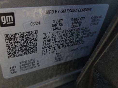 Used 2025 Chevrolet Trax RS FWD image 16