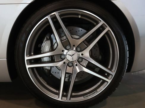 Used 2012 Mercedes-Benz SLS AMG Coupe image 20