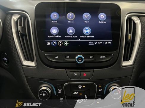 Used 2025 Chevrolet Malibu LS FWD image 34