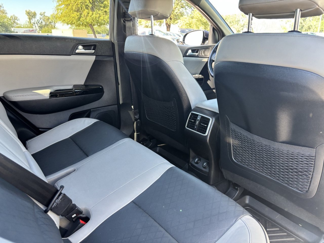 Used 2019 Kia Sportage EX w/ EX Sport Appearance Package FWD image 11