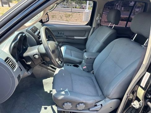 Used 2004 Nissan Xterra XE AWD/4WD image 14