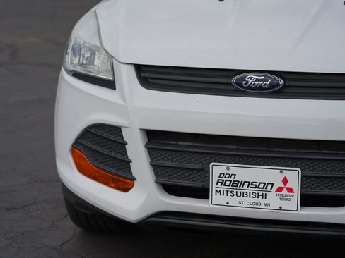 Used 2016 Ford Escape S FWD image 9