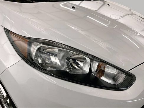 Certified 2019 Ford Fiesta SE w/ Cold Weather Package FWD image 27