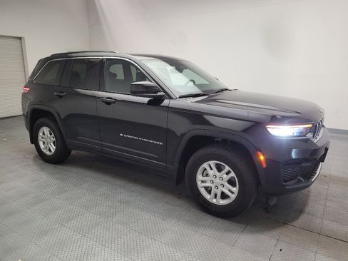 Used 2024 Jeep Grand Cherokee Laredo w/ MOPAR Finishing Package RWD image 11