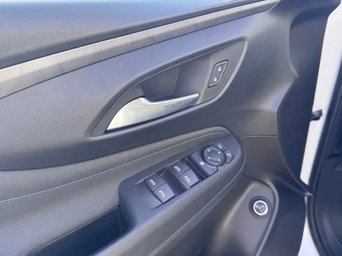 Used 2024 Buick Envista Sport Touring w/ Convenience I Package image 12