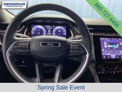 Used 2023 Jeep Grand Cherokee L Laredo w/ Luxury Tech Group I AWD/4WD image 19