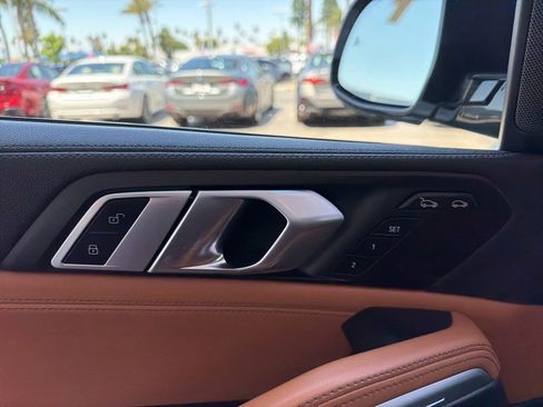 Used 2023 BMW X6 xDrive40i w/ M Sport Package AWD/4WD image 7
