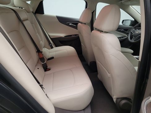 Used 2022 Chevrolet Malibu LT w/ Leather Package FWD image 19