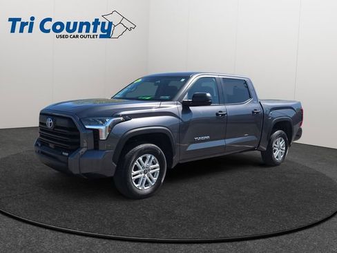 Certified 2024 Toyota Tundra SR5 AWD/4WD image 3