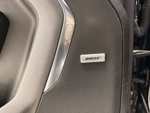 Used 2023 GMC Yukon SLT image 17