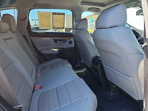 Used 2018 Honda CR-V Touring image 11