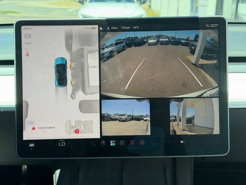 Used 2022 Tesla Model Y Performance AWD/4WD image 9