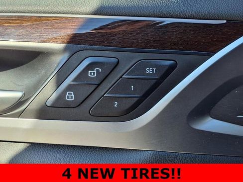 Used 2024 BMW X4 xDrive30i w/ Premium Package image 10