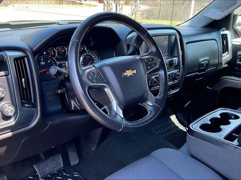 Used 2018 Chevrolet Silverado 1500 LT w/ All Star Edition image 8