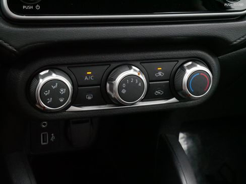 Used 2024 Nissan Versa S w/ Trunk Package FWD image 23