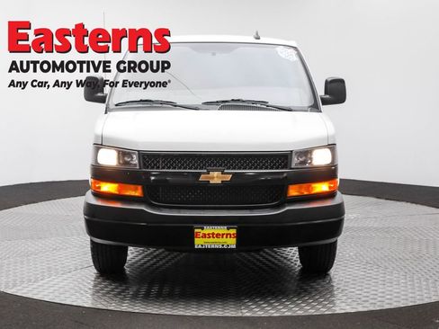 Used 2021 Chevrolet Express 2500 w/ Driver Convenience Package RWD image 2