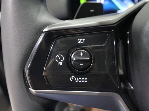 Used 2024 BMW 530i xDrive AWD/4WD image 32