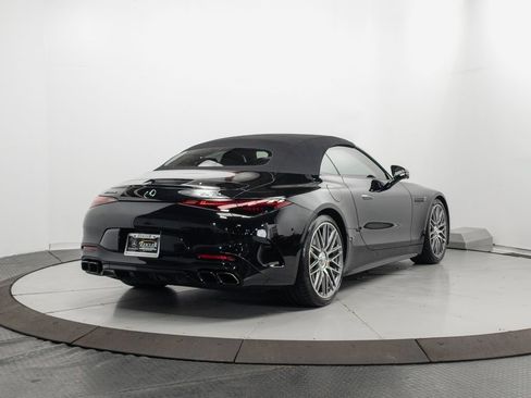 Certified 2022 Mercedes-Benz SL 63 AMG 4MATIC image 33